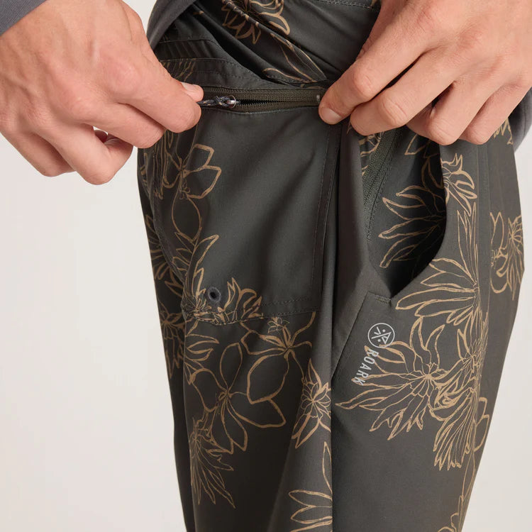 ROARK SERRANO 7" ACTIVE SHORTS - ONYX FLORAL (OXF)