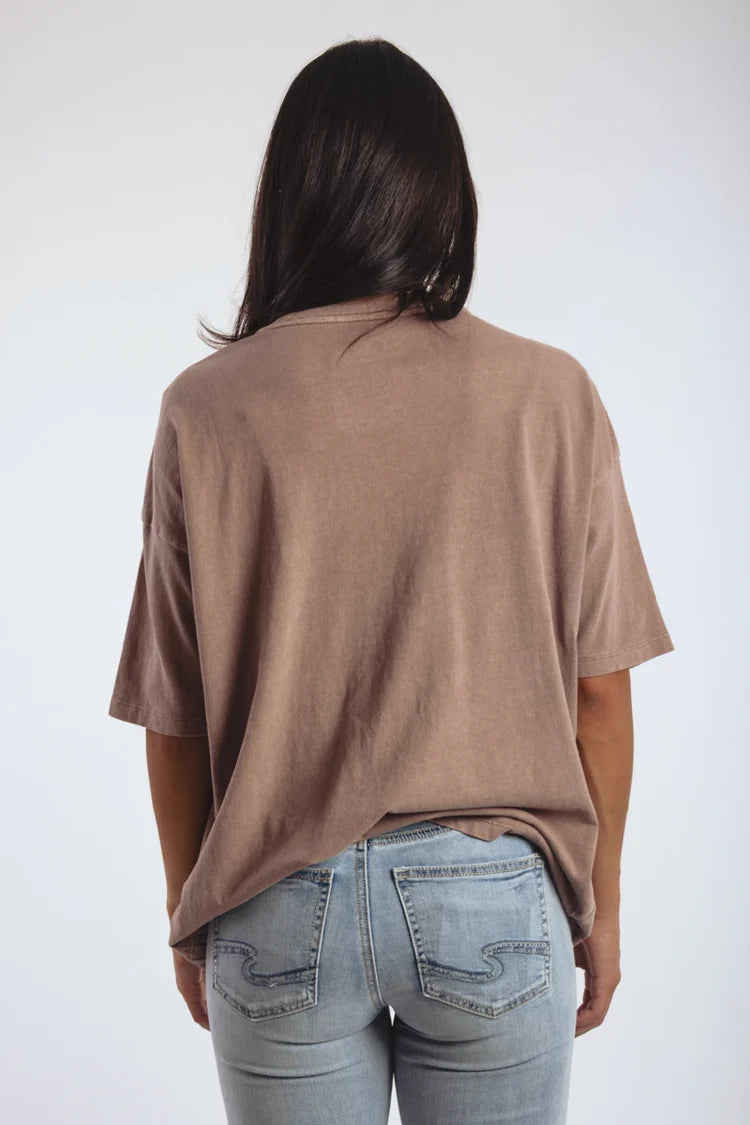 VOLCOM MOONTIDE MUSE BAD BOY TEE - EARTH (ET8)