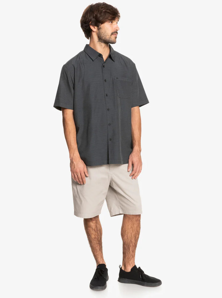 QUIKSILVER CENTINELA 4 BUTTON DOWN WOVEN SHIRT - BLACK