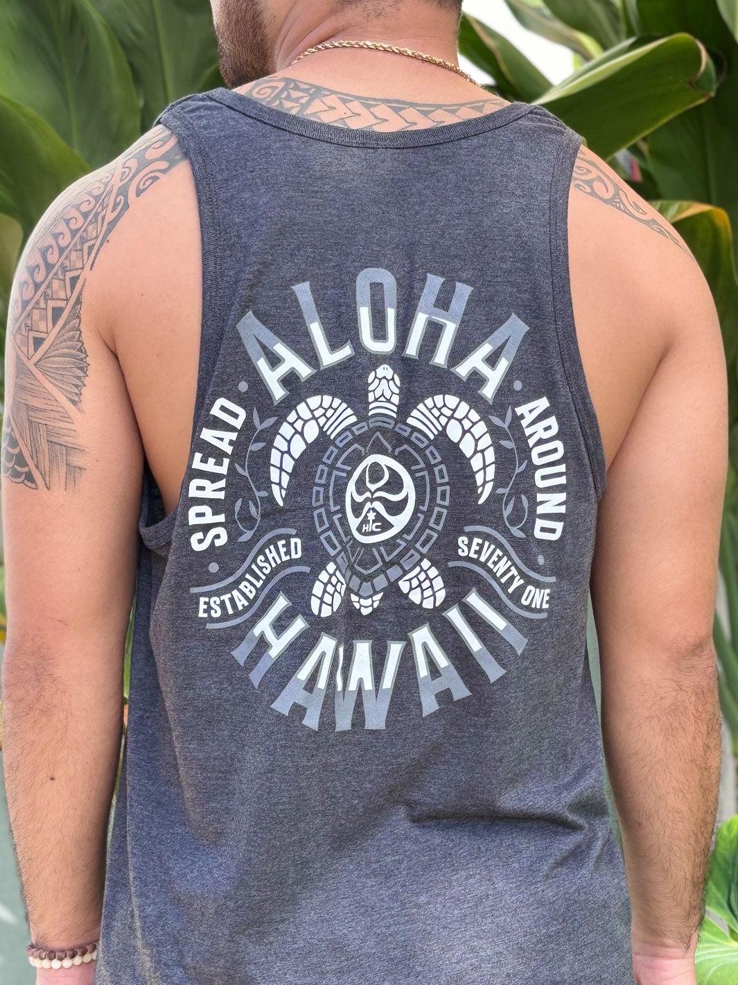 HIC SPREAD ALOHA TURTLE TANK TOP - CHARCOAL