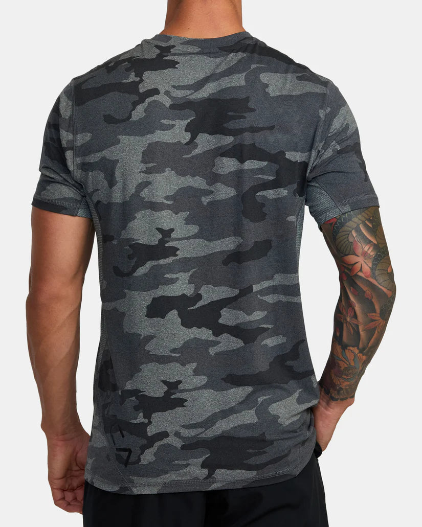 RVCA SPORT VENT ATHLETIC TEE - CAMO